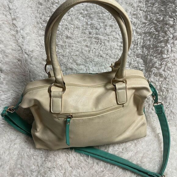 Revolution Couture synthetic leather Teal &Cream Handbag shoulder/crossbody.bag. - Picture 6 of 12